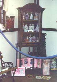 Antique Dolls, Toys & Games